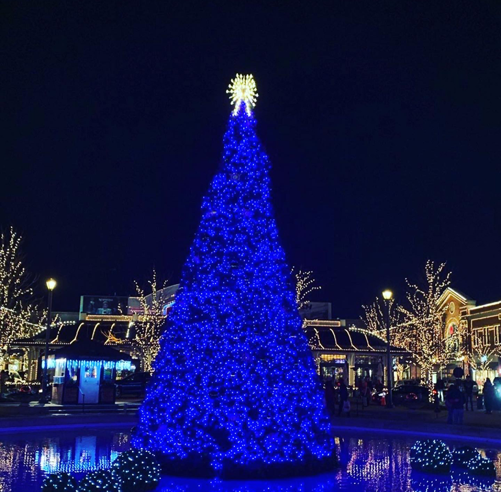 Easton Town Center Columbus, Ohio Nelson's Seasonal Decor, LLC