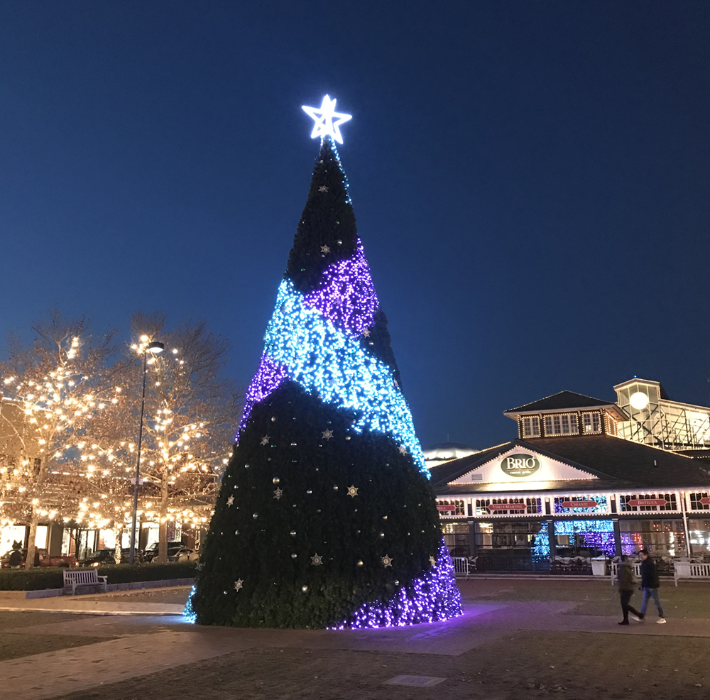 Easton Town Center Columbus, Ohio Nelson's Seasonal Decor, LLC